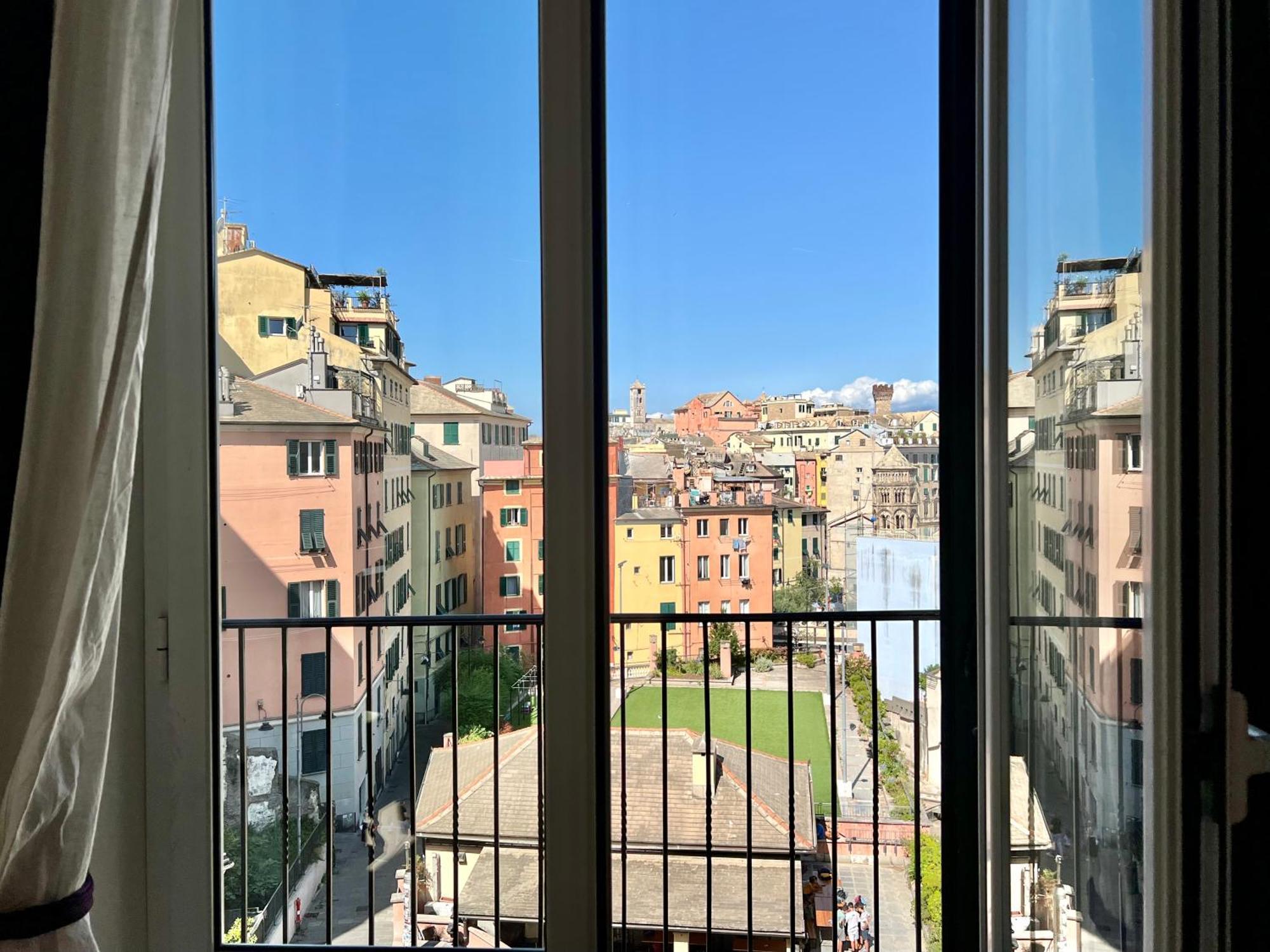 Lovingenoa Prione Apartment Exterior photo