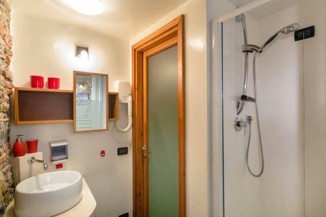 Lovingenoa Prione Apartment Exterior photo